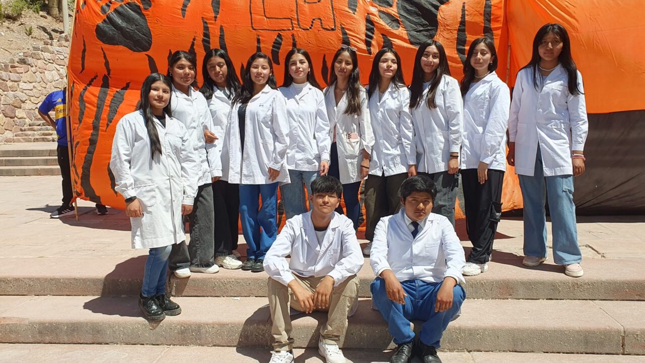 Los 5to años de Escuela Normal de Humahuaca iniciando el nuevo Periodo Lectivo 2025