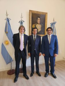 WhatsApp Image 2025-03-31 at 18.43.23